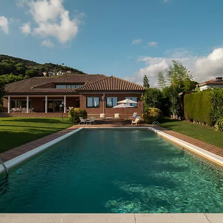 Sea View With & Bbq Villa