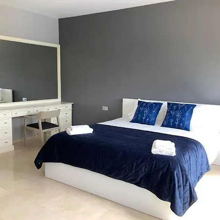 Mi Casa Barcelona Private Pool, Sauna And Jacuzzi Villa Badalona