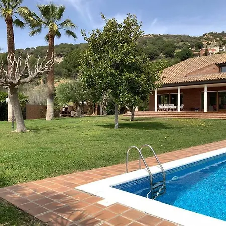 Mi Casa Barcelona Private Pool, Sauna And Jacuzzi Badalona