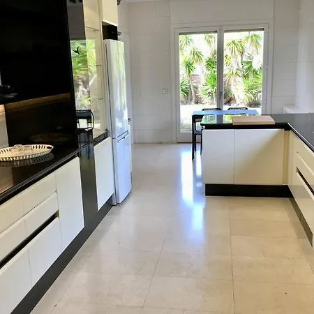 Vila Sea View Villa With Spa & Bbq