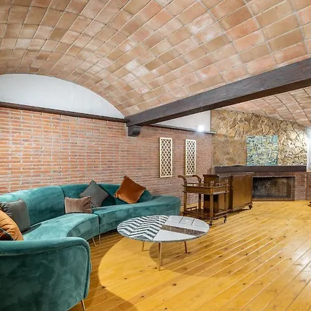Mi Casa Barcelona Private Pool, Sauna And Jacuzzi Villa *