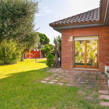 Sea View Villa With Spa & Bbq Badalona