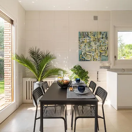 Villa Sea View With & Bbq Badalona